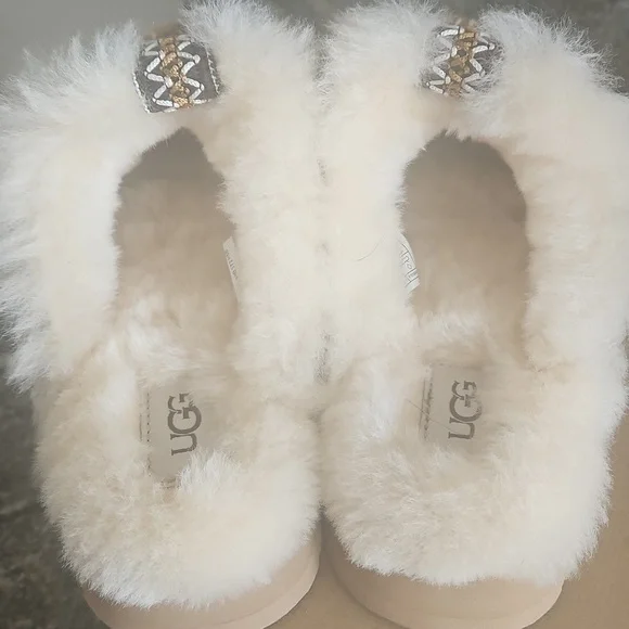 UGG Disquette Alpine Slippers. New In Box! - Picture 8 of 8